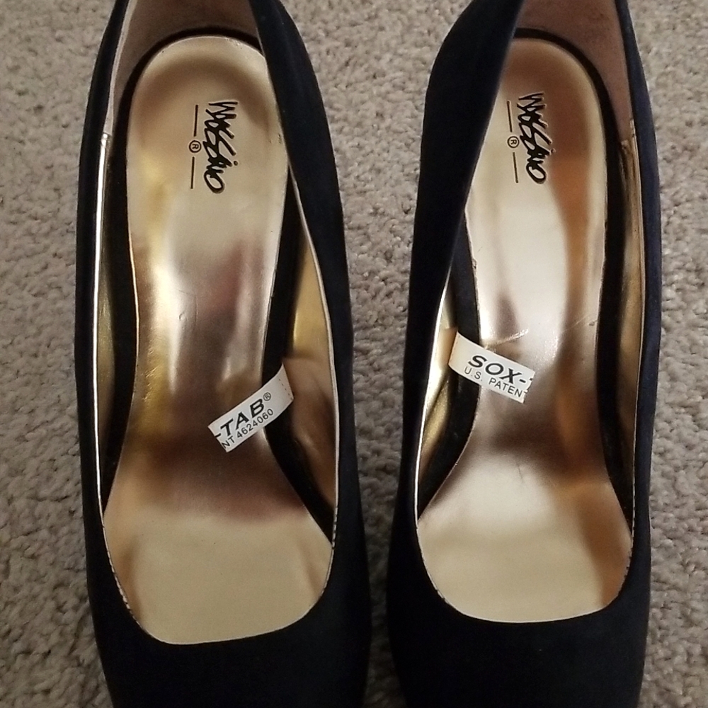 Mossimo High Heels - Picture 4 of 7